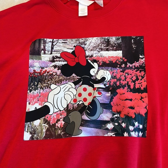 H&M Red Minnie Mouse Women’s Sweater - SIZE SMALL - Picture 4 of 4
